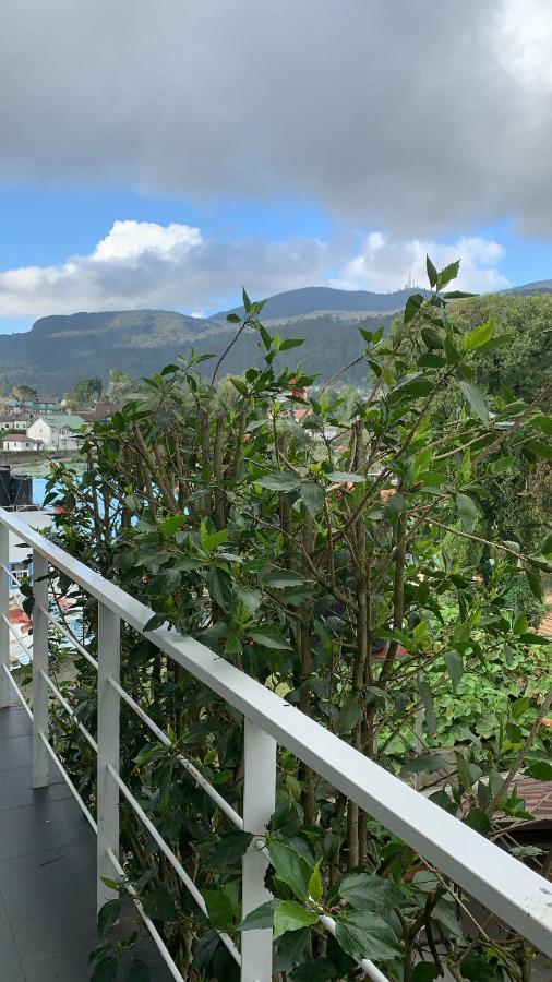 Hotel Andora Nuwara Eliya Exterior foto